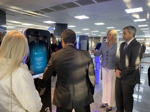 Migraciones habilitó 2 terminales biométricas en el espigón norte del Aeropuerto Silvio Pettirossi