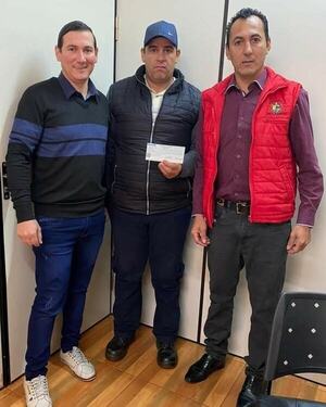 CUERPO DE BOMBEROS VOLUNTARIOS DE NUEVA ALBORADA RECIBIÓ APORTE DEL MUNICIPIO