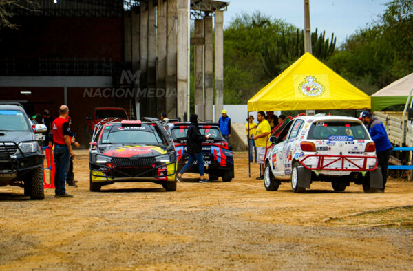 Versus / Mariscal Estigarribia ya palpita la etapa 1 del Transchaco Rally