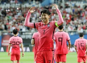 Versus / Increíble: ¡El coreano Heung-Min Son, de tener 31 años pasó a tener 30!