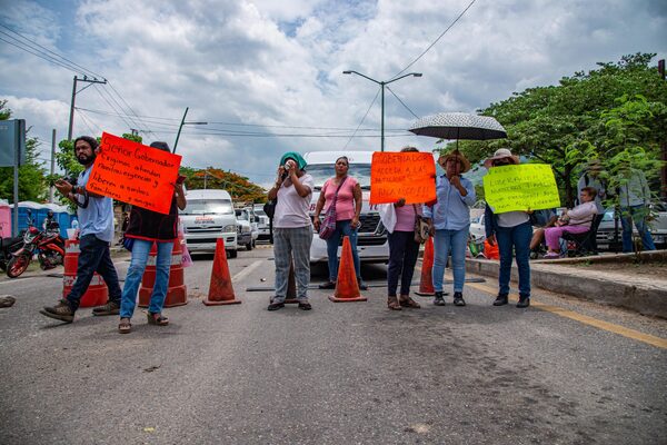 Familias de los 16 funcionarios de seguridad de México secuestrados exigen su regreso - MarketData