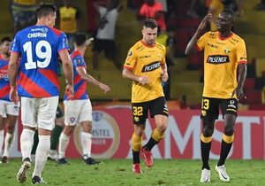 Barcelona vs. Cerro Porteño: El Ciclón no pudo aguantar y quedó fuera de todo - Fútbol - ABC Color