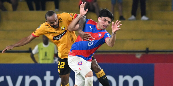 Versus / Cerro Porteño, ¡eliminado de todo!
