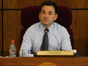 Solo los 45 senadores titulares fueron convocados para jurar | 1000 Noticias
