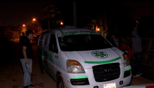 Asesinan a tiros a joven frente a su vivienda - trece
