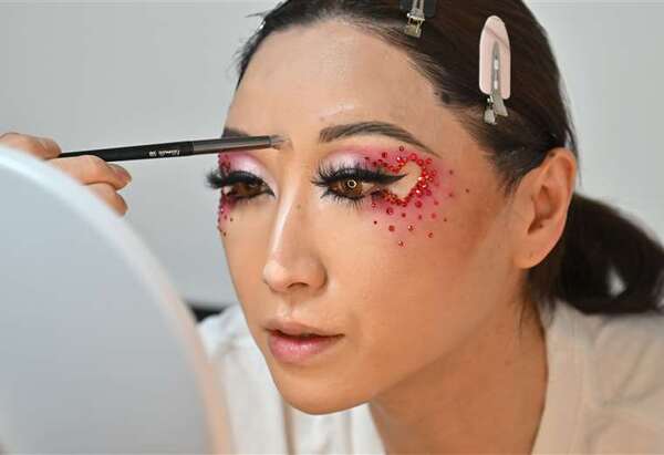 Diario HOY | Las "drag queens" surcoreanas luchan por los derechos