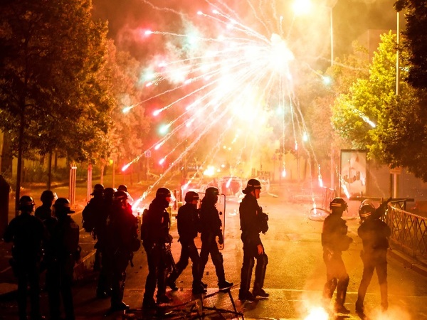 Francia vive su tercera noche en vigilia por disturbios - La Tribuna