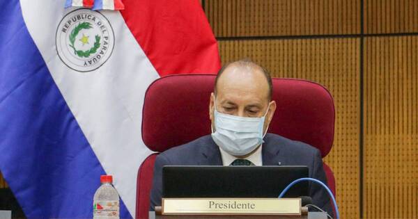 La Nación / Senado: Cachito Salomón despide tres presidencias consecutivas