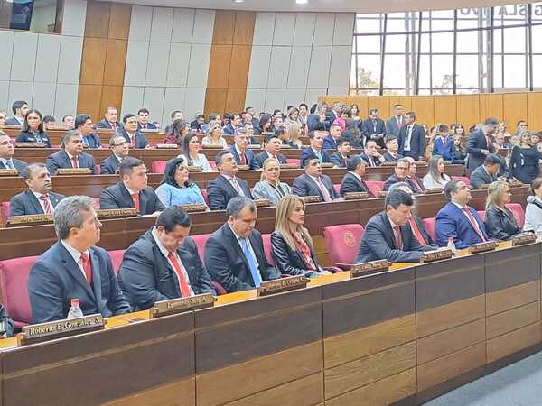 Con más del 70% de nuevas caras, juraron los 80 diputados del período 2023-2028 - ADN Digital