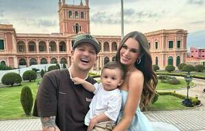 [VIDEO] ¡Cantante de "Piso 21" se dio su gran gusto en Paraguay!
