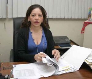 Hinchas amenazan a dire de registros públicos tras anunciar denuncia