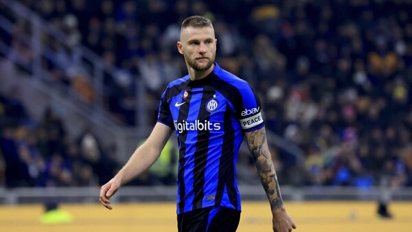 Versus / París Saint-Germain espera a Skriniar, que dejó el Inter de Milán