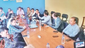 Solicitan tratamiento y expulsión de legisladores “traidores” del PLRA | 1000 Noticias
