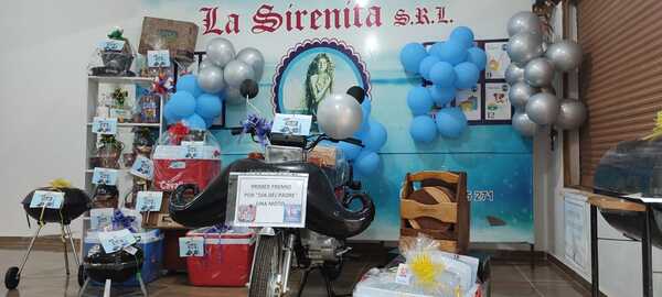 "La Sirenita celebra el Día del Padre con una noche de sorteos y premios