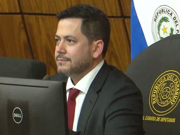 Raúl Latorre es electo presidente de la Cámara de Diputados - La Tribuna
