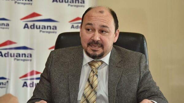 Lo que dice el director de Aduanas sobre propuesta de fusión con la SET