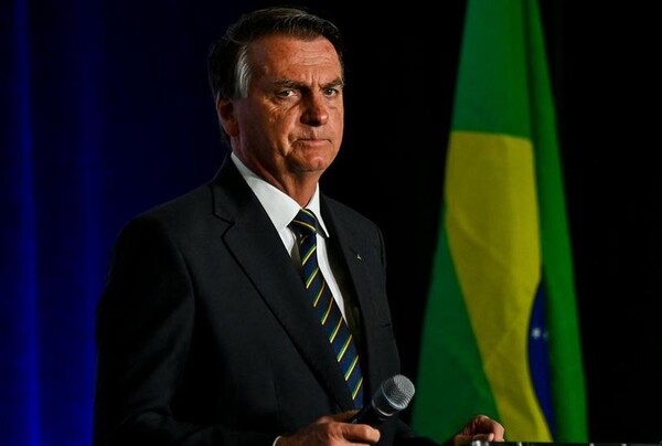 Bolsonaro no podrá ser electo durante ocho años por abusos de poder - La Tribuna