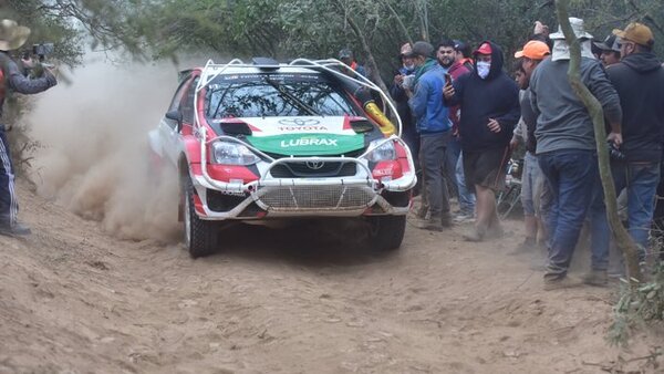 Alejandro Galanti se queda con la etapa 1