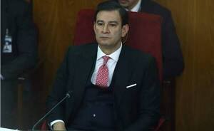 Silvio Ovelar con 30 votos fue nombrado como nuevo presidente del Congreso
