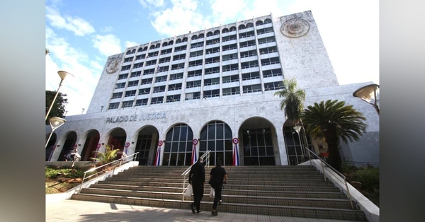 Recluso de Tacumbú intentó ingresar con marihuana al Palacio de Justicia