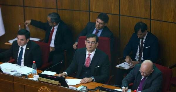 La Nación / Beto Ovelar, nuevo presidente del Congreso: “Vamos a respetar la Constitución y las leyes”