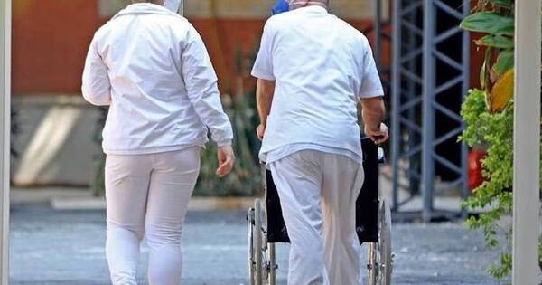 La Nación / Salud pública requiere 30.000 enfermeros para optimizarse