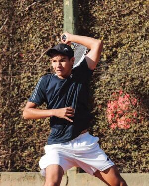 Alex Santino Nuñez Vera llega hasta cuartos de singles y dobles en Holanda - La Tribuna