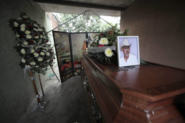 Amagan con nuevo levantamiento civil armado tras asesinato de mexicano Hipólito Mora - MarketData