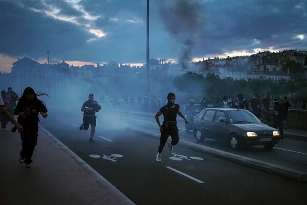 Protestas en Francia: Más de 1.300 personas arrestadas en la cuarta noche de disturbios
