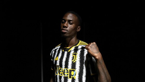 Versus / Timothy Weah llega al fútbol italiano para defender la camiseta de Juventus