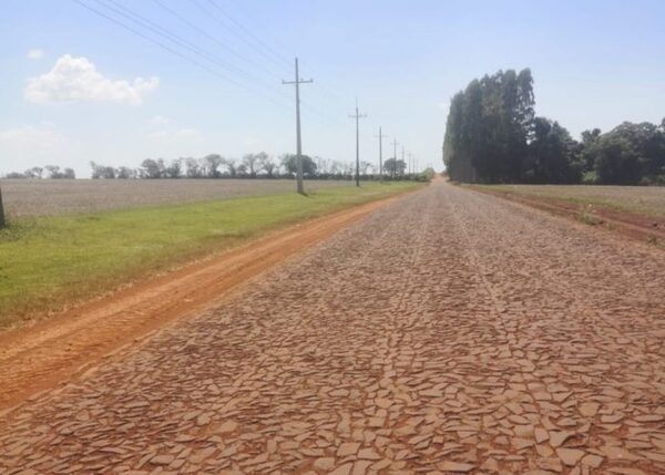 MOPC FIRMA ORDEN DE INICIO A OBRAS DE NUEVA CONEXIÓN ASFÁLTICA EN ITAPÚA