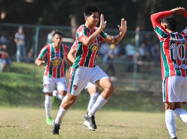 Triunfo de Fulgencio Yegros ante 1° de Marzo  - APF