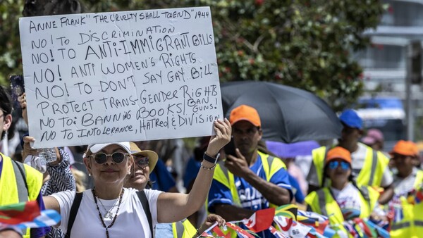 La ley "antiinmigrantes" de Florida entra en vigor en medio del miedo y la protesta