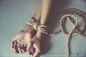 Rescatan a mujeres paraguayas de un sótano, víctimas de explotación sexual en España