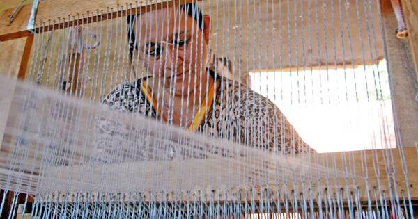 La Nación / Artesanas de Carapeguá: “Tejiendo la esperanza de un futuro mejor”