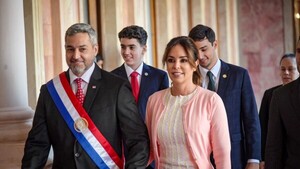 Abdo alerta de riesgo de autoridad paralela y concentración de poder