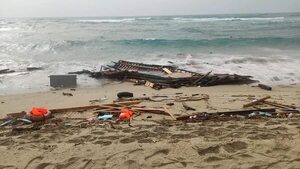 Medio cententar de desaparecidos y 4 supervivientes de una embarcación que partió de Marruecos - Mundo - ABC Color