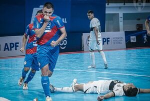 Versus / El "Ciclón" da el primer gran golpe a Olimpia en la final del Futsal FIFA
