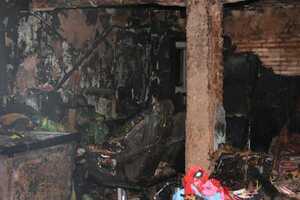 Diario HOY | Lambaré: una persona en estado grave tras incendio en depósito