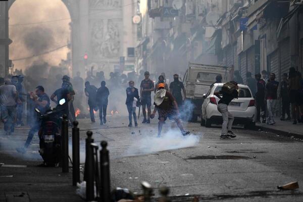 Más de 900 detenidos en una nueva jornada de protestas en Francia - El Independiente