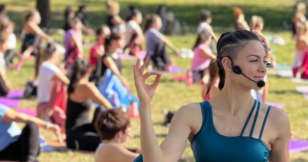La Nación / ¡Con clase de yoga! Así celebró la influencer Nicole Huber su cumpleaños