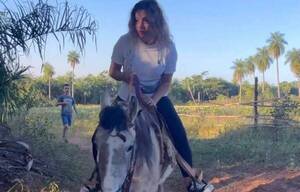 [VIDEO] Larissa Riquelme empieza a criar sus primeras vaquitas