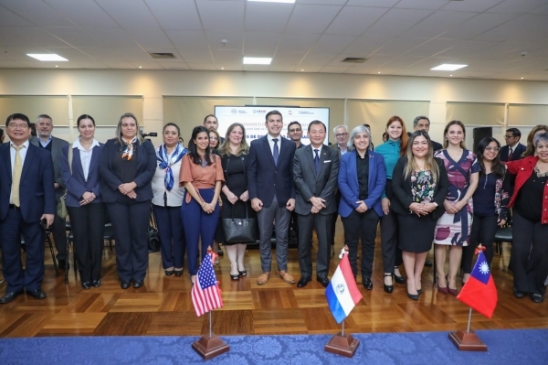Central, Alto Paraná e Itapúa, serán sedes de centros de desarrollo empresarial