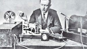 Se patenta la radiotelegrafía