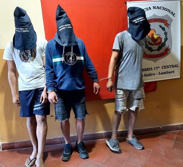 Detuvieron a tres asaltantes de plataforma Bolt y recuperan auto de víctima - Política - ABC Color