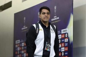 Tacuary: La marcha del capitán Carlos Servín - Fútbol - ABC Color