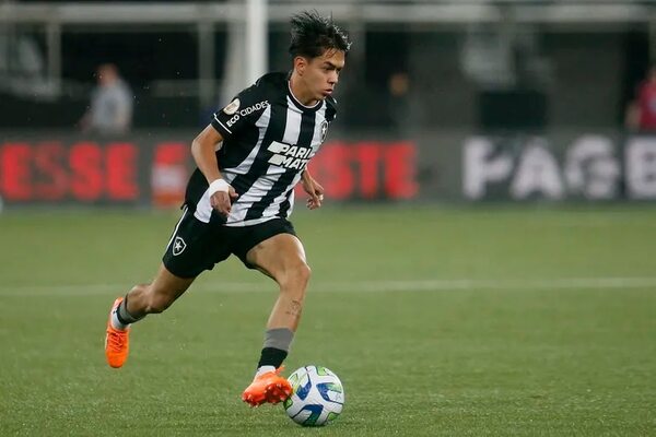 Botafogo, con marcha imparable en el Brasileirão 2023 - Fútbol Internacional - ABC Color