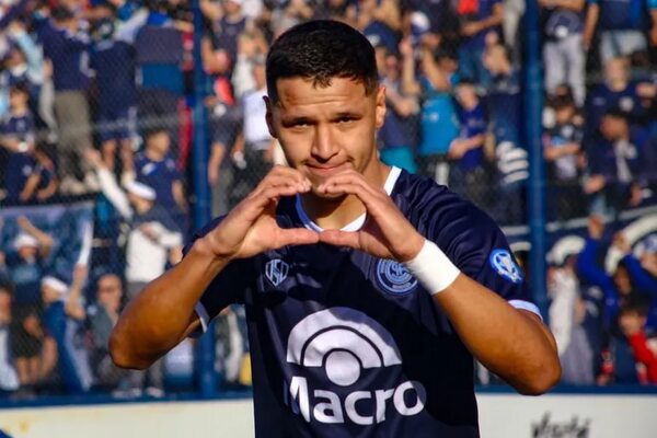 Alex Arce sigue de romance con los goles en Argentina: 20 en 20 partidos - Fútbol Internacional - ABC Color