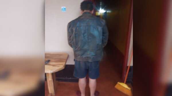 Detienen a adolescente aparentemente vinculado en crimen de un hombre en Ape Aimé