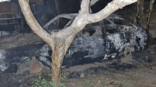 Hombre muere calcinado dentro de vehículo en Fernando de la Mora - Noticiero Paraguay
